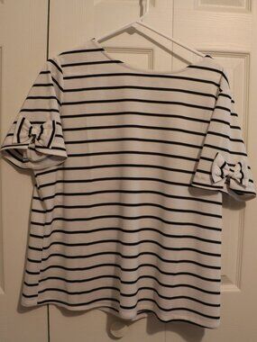 Elle Short Sleeve White with Black Stripes Top XL